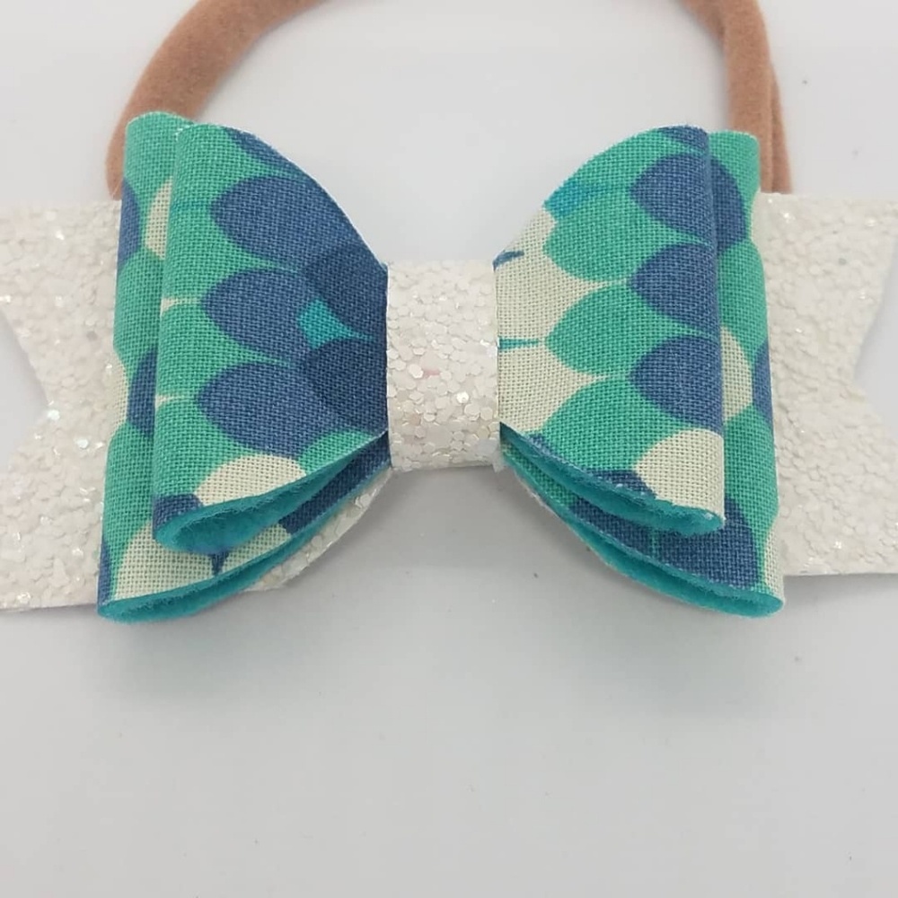 3 hand made hair bows - Picture 2 of 4